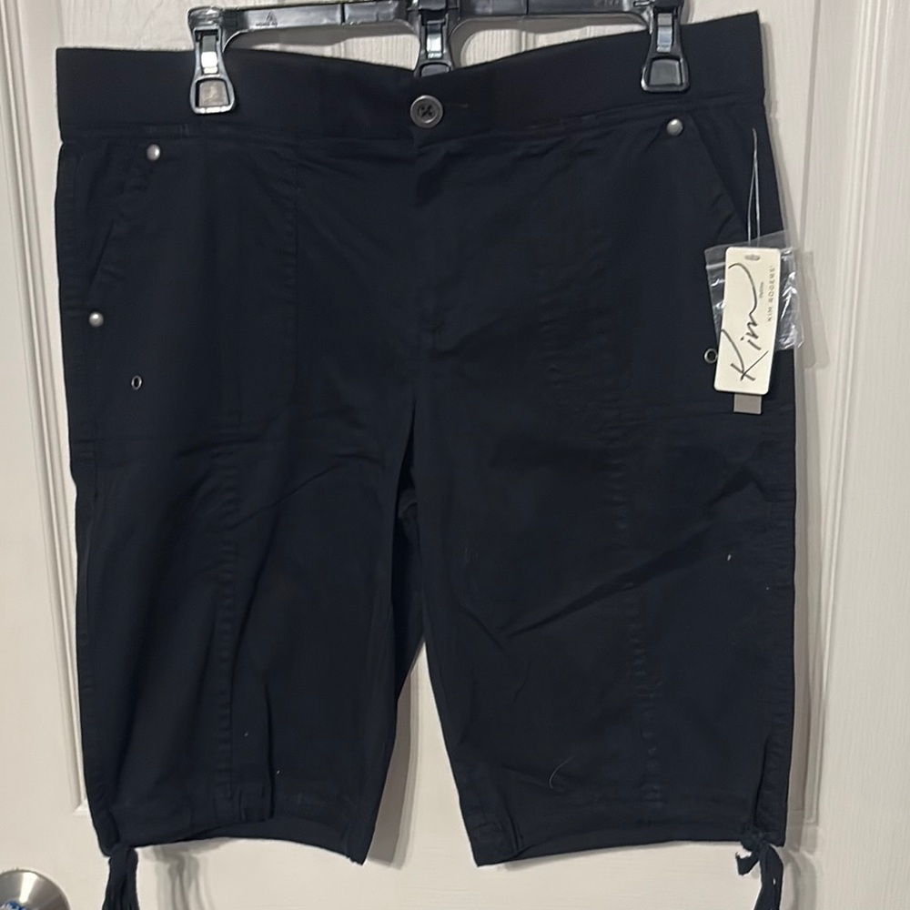 Kim Rogers Black Women's Bermudas